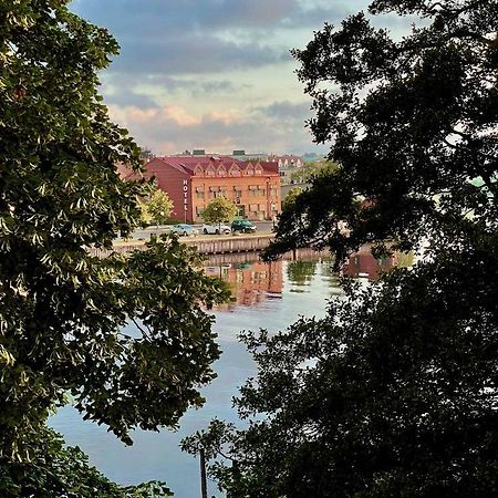 Hotell Hamngatan 27 Falkenberg Ngoại thất bức ảnh